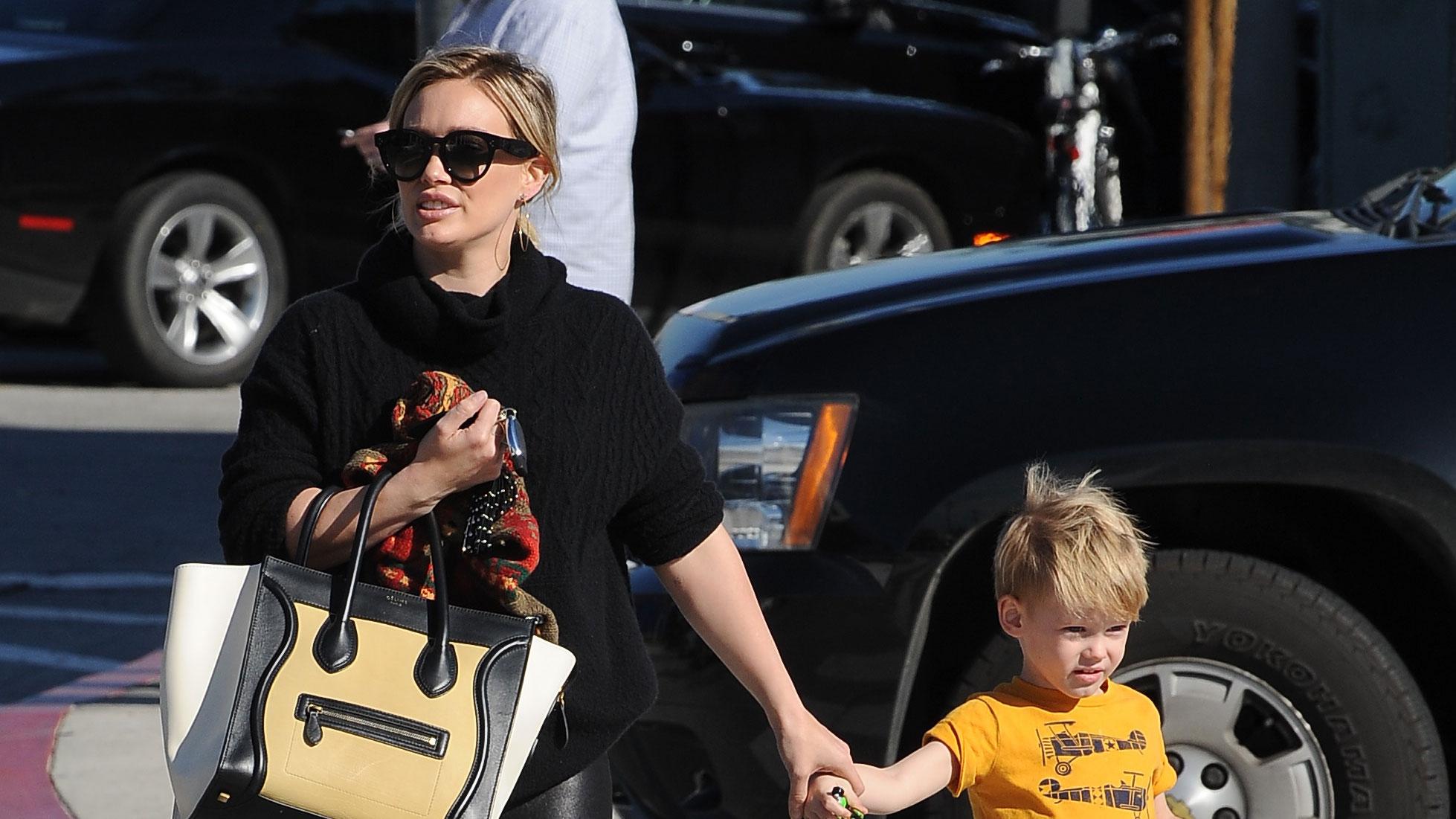 Hilary duff walk son luca