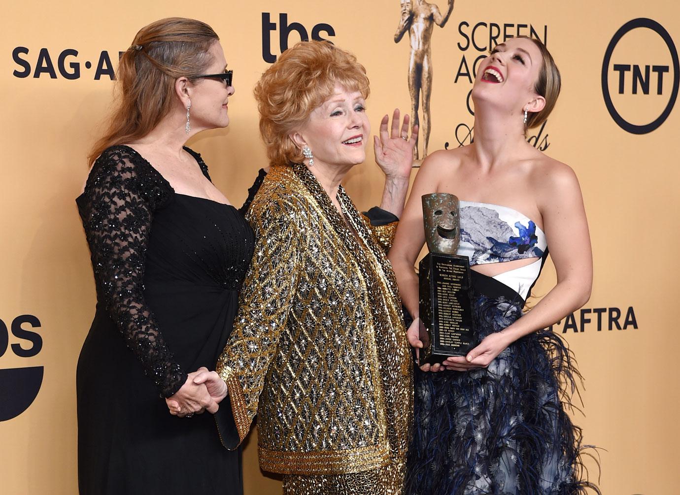 Billie Lourd Uncle Todd Carrie Fisher Debbie Reynolds 06