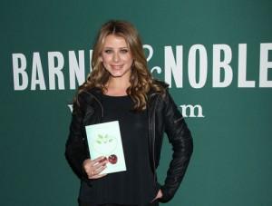 2011__02__LO_BOSWORTH_FEB17_730 300×227.jpg