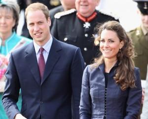 2011__04__Prince_William_Kate_Middleton_April19news 300&#215;240.jpg