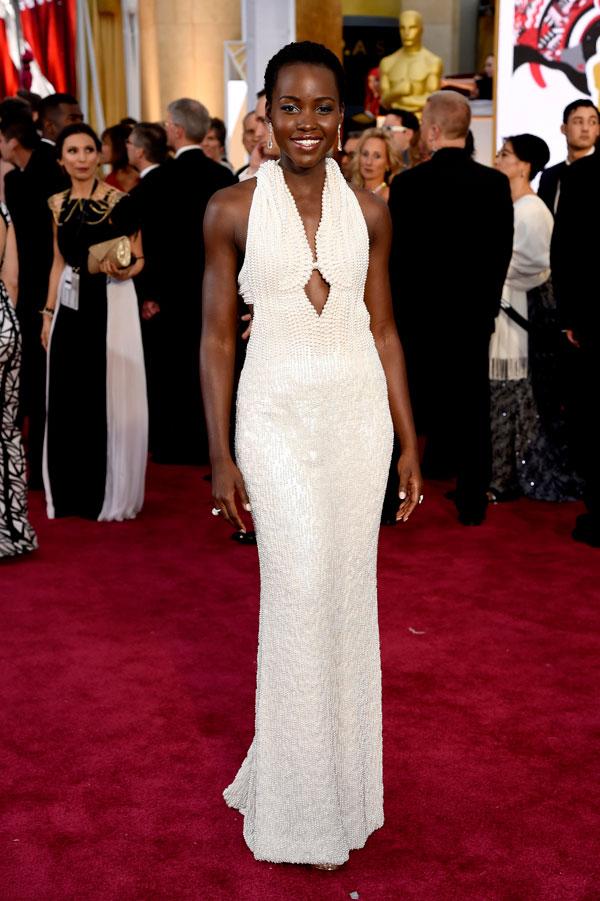 Lupita nyong&#8217;o wackiest 2015 oscar arrivals