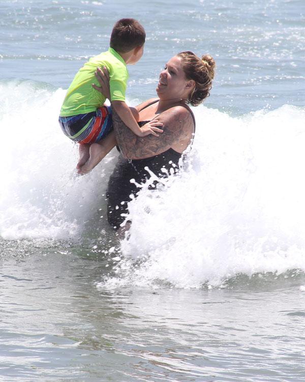 Kailyn lowry javi marroquin beach 07