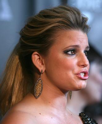 6jessica simpson baby nov2_0.jpg