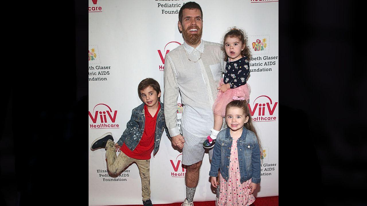 Image of Perez Hilton with his kids.