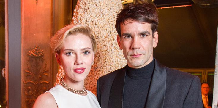 Scarlett Johansson Divorce Daughter Long