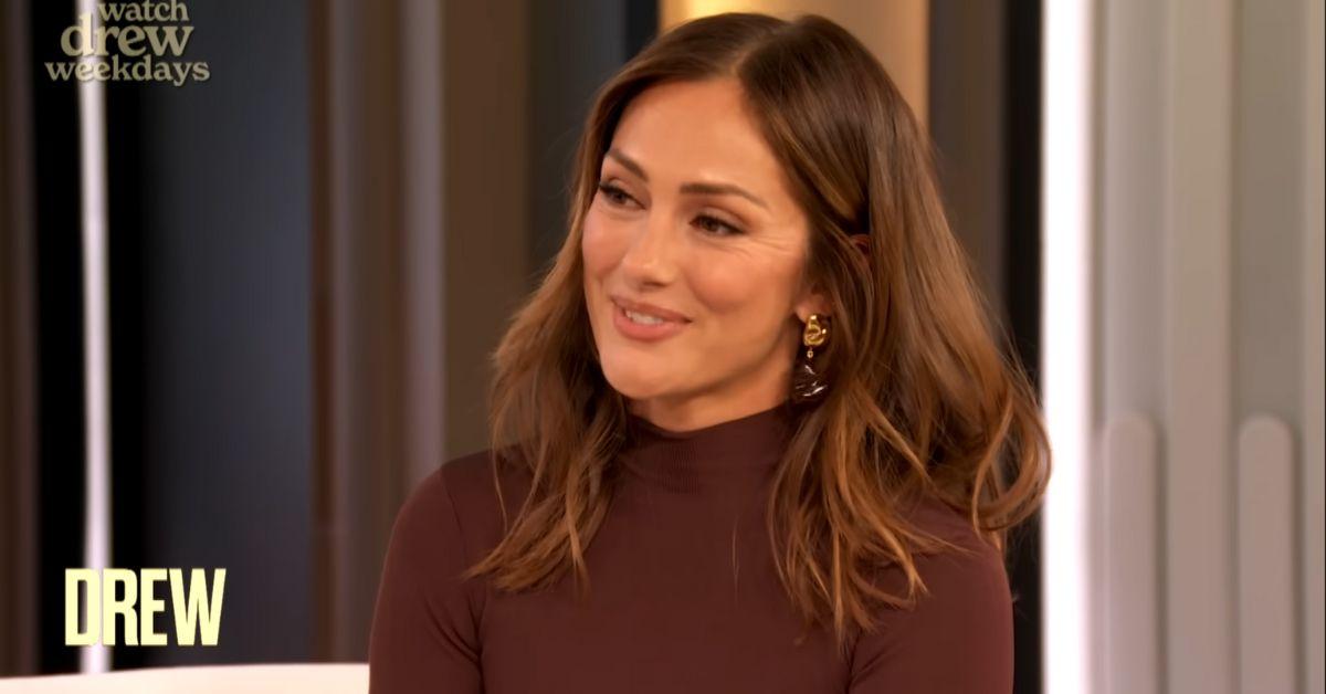 image of Minka Kelly revealed Dan Reynolds wanted to read her memoir right away.