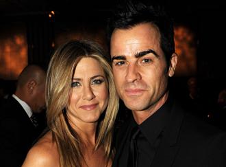 Jennifer aniston justin theroux march29nea.jpg