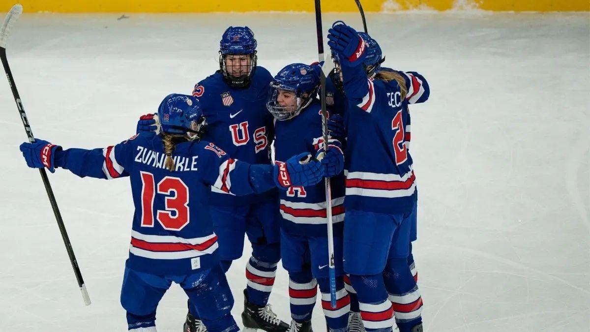 Photo of The women's hockey team declined Donald Trump's invitation to the White House after their 2026 Winter Olympics win. 