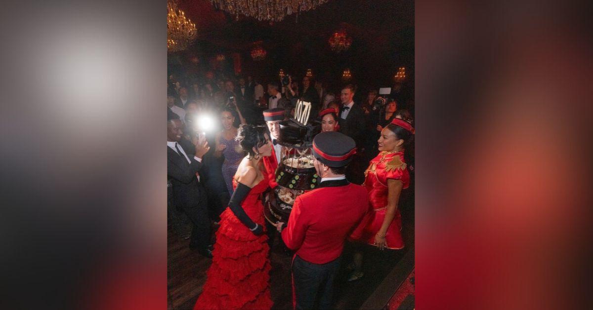 image of Photos of the ex-royals were posted online, but then quickly removed.