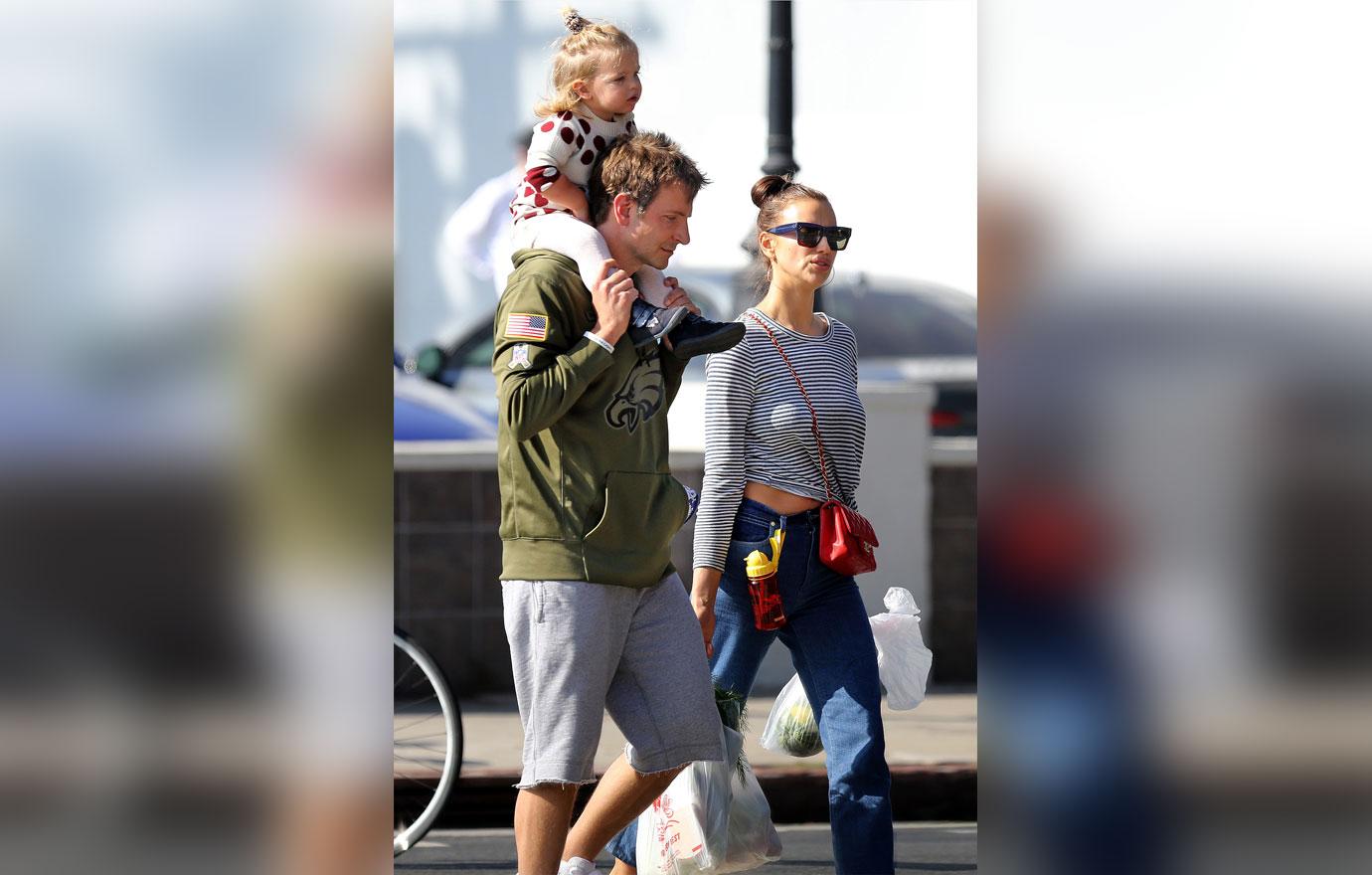 Bradley Cooper enjoys farmers market with girlfriend and daughter