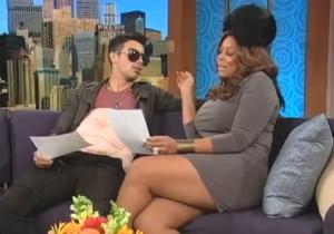 2011__10__Joe Jonas Wendy Williams Oct7ne 300&#215;210.jpg