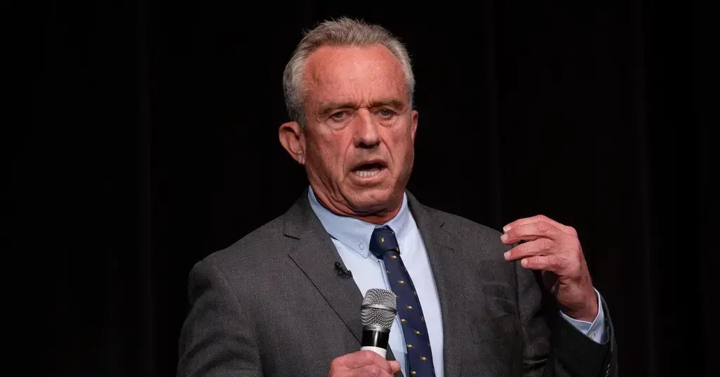 robert f kennedy jr admits to flying on jeffrey epsteins private jet