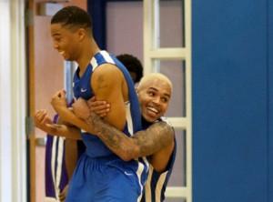 2011__03__Chris_Brown_march7_2A 300×222.jpg