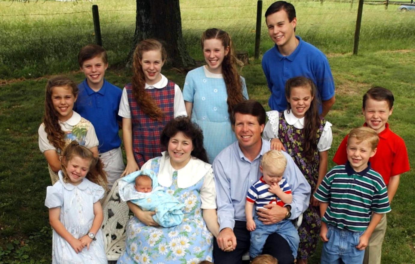 duggar sisters settle lawsuit leaked josh duggar police report