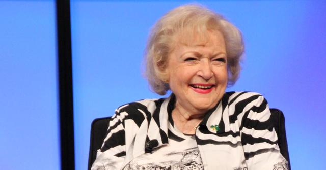 betty white how old birthday ducks the pet set