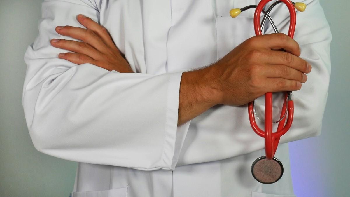 image of Some medical analysts have speculated on signs of age-related cognitive decline.