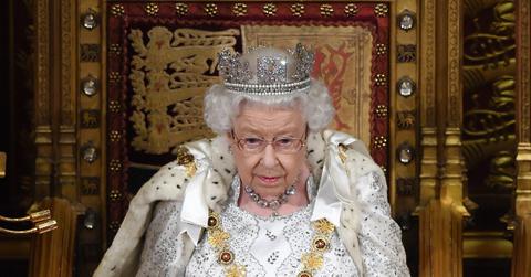 queen elizabeth headpiece health