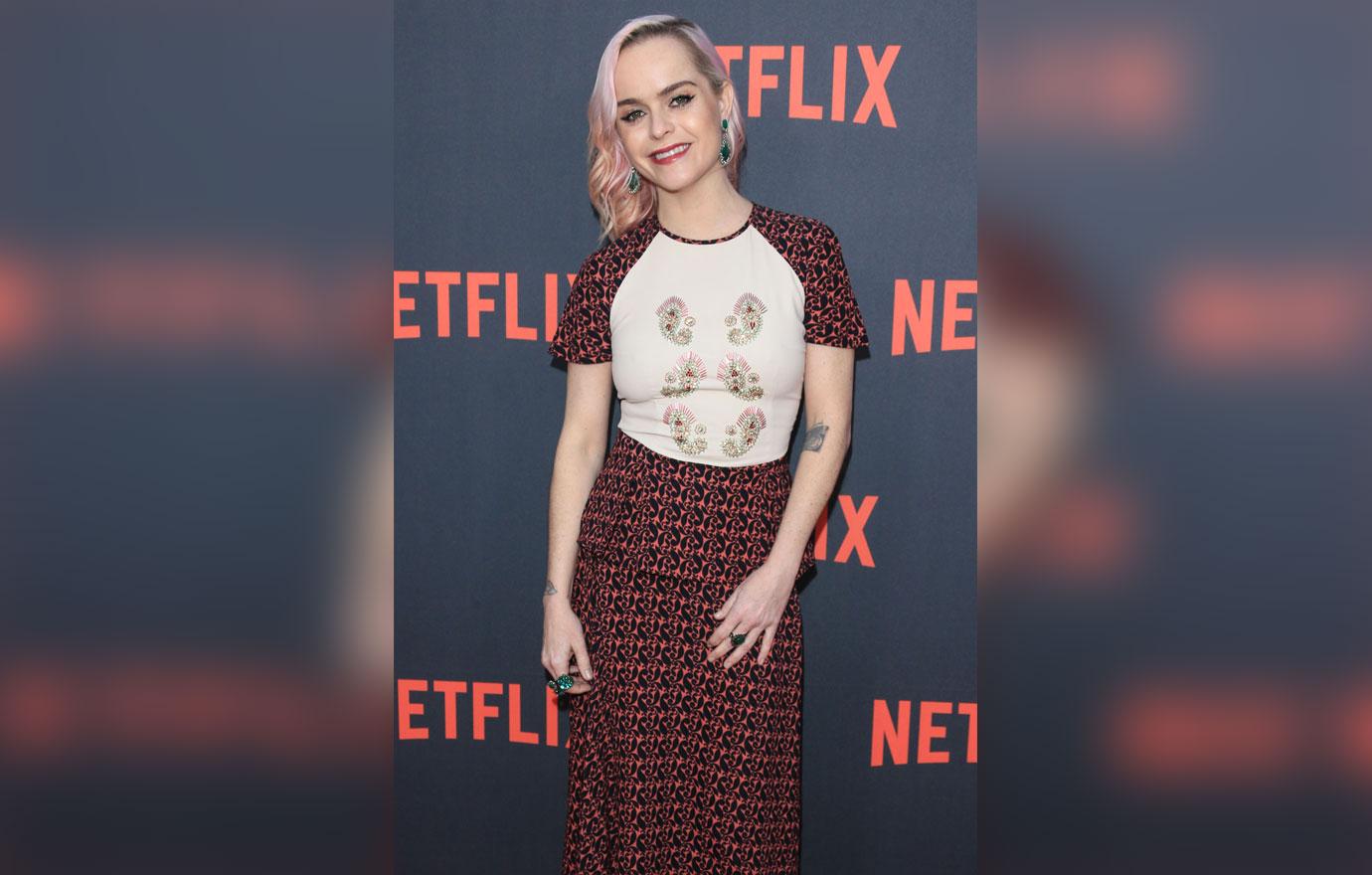 Taryn manning dress golden globes