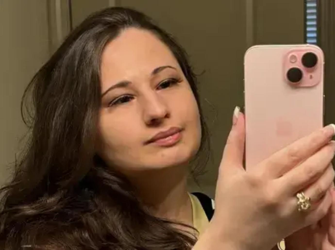 gypsy rose blanchard kisses ex fiance ken urker ryan anderson split