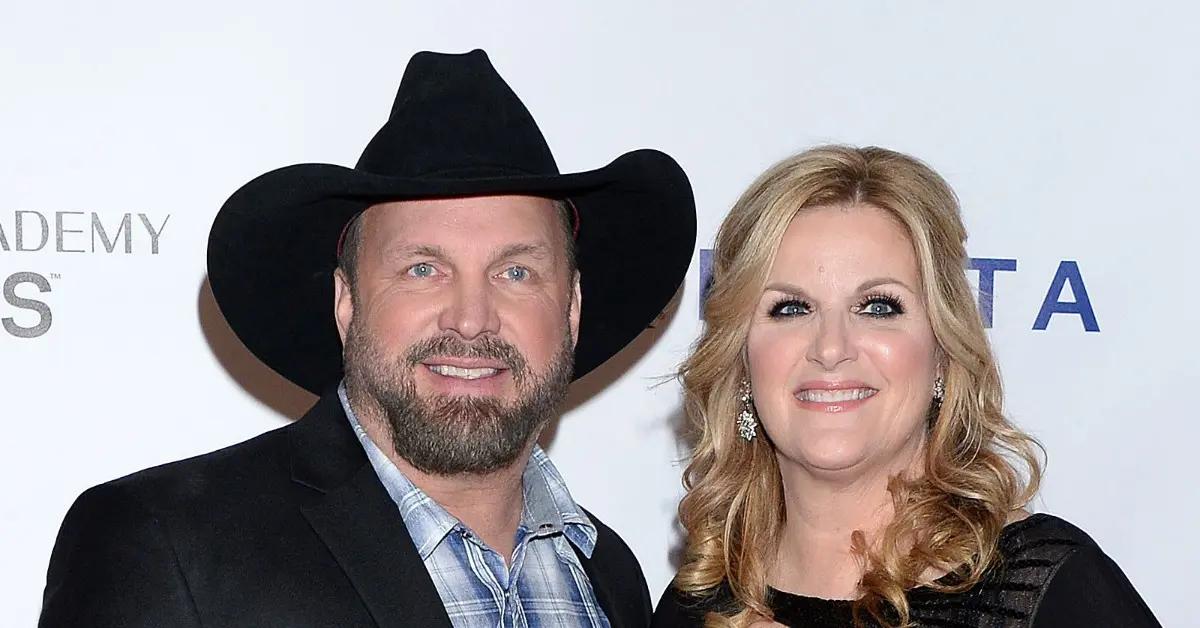 Photo of Garth Brooks and Trisha Yearwood.