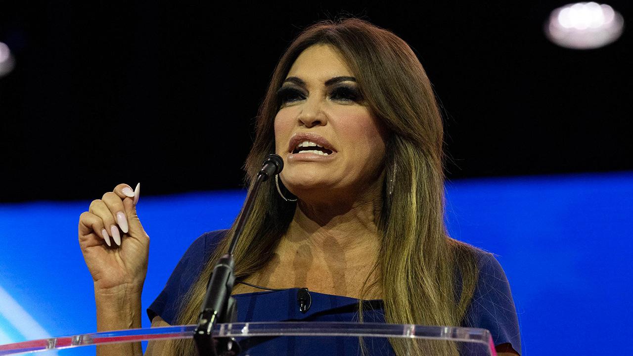 Image of Kimberly Guilfoyle reportedly told a Greek tycoon, 'I can deliver the world to you.'