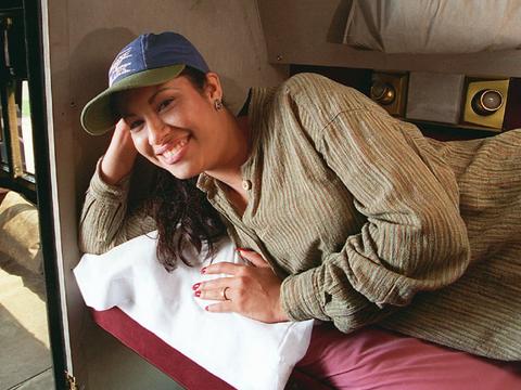 american-crime-scandal-selena