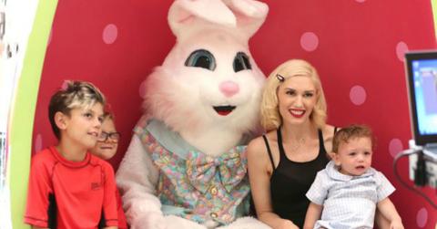 Gwen stefani sons easter bunny 03