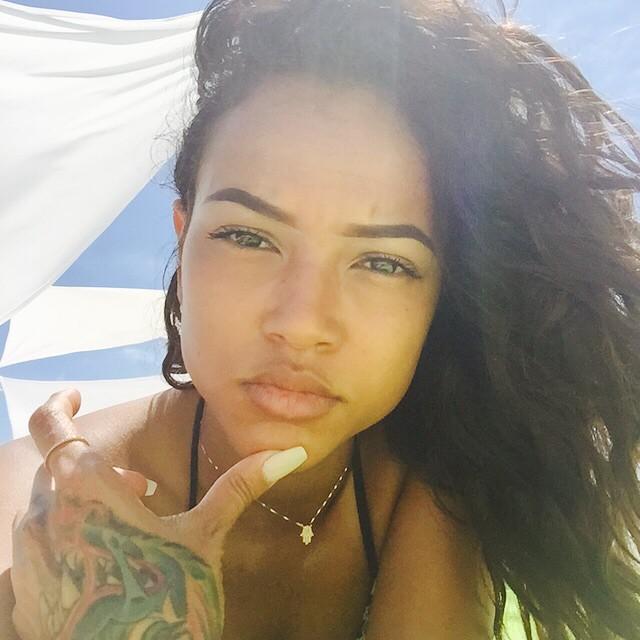 Chris brown daughter royalty instagram​6