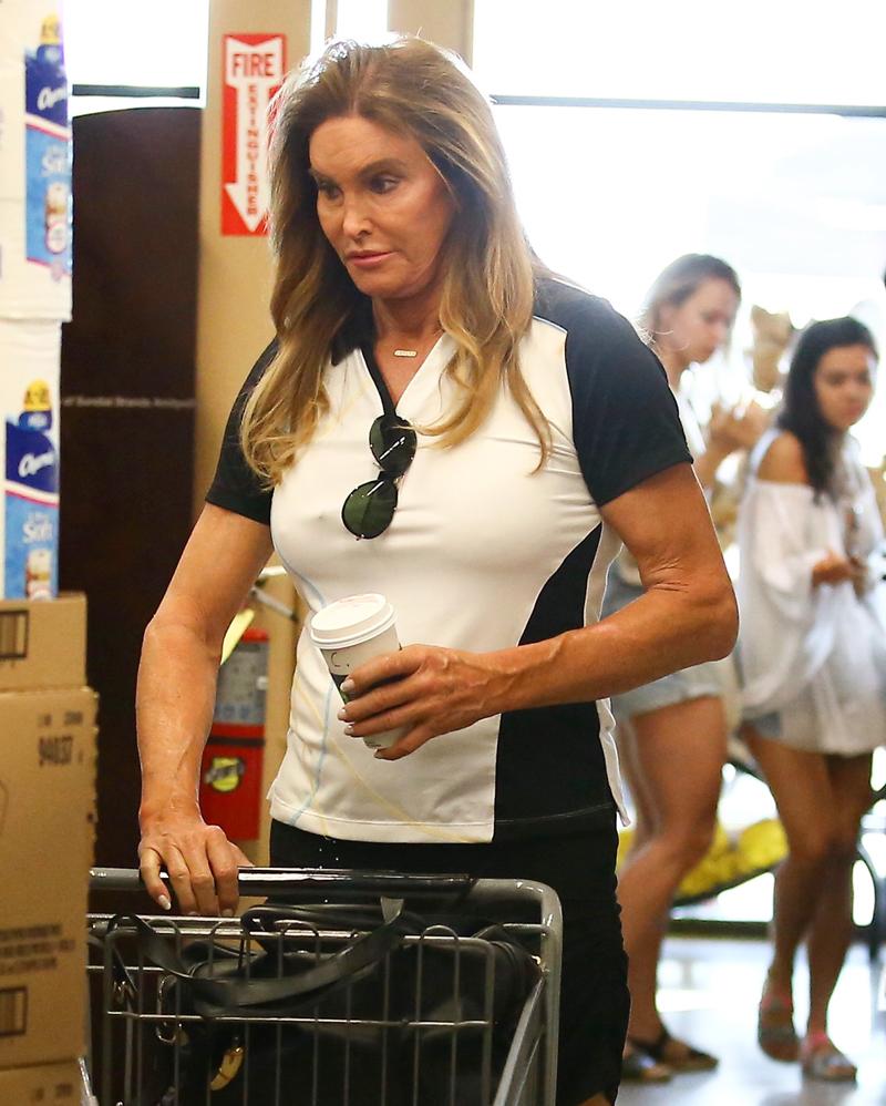 Caitlyn Jenner Shops At Vintage Grocers In Malibu