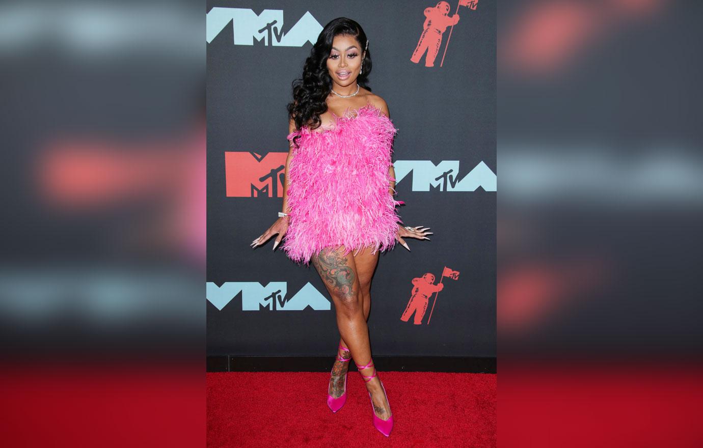 Blac-Chyna-VMAs-fight