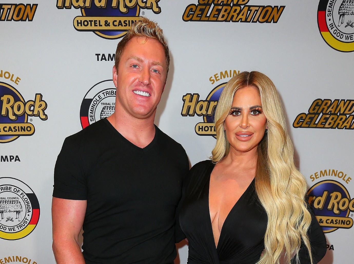 Kroy Biermann Called Cops On Ex Kim Zolciak For Not Leaving Bathroom photo photo