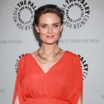2011__09__Emily Deschanel Sept22neb 150×150.jpg