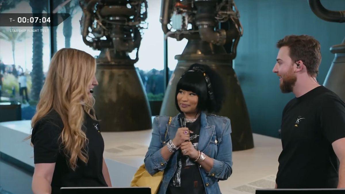 Photo of Nicki Minaj thanked Elon Musk for everything he was doing for 'humanity.'
