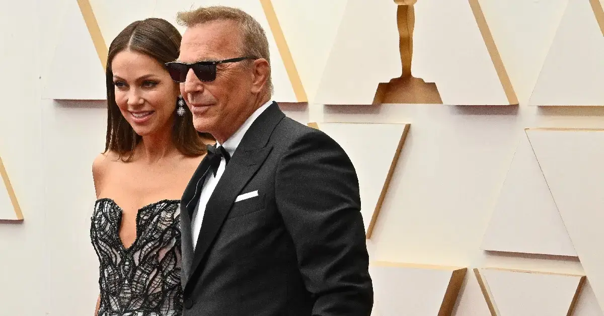 kevin costner kids together take care split christine baumgartner