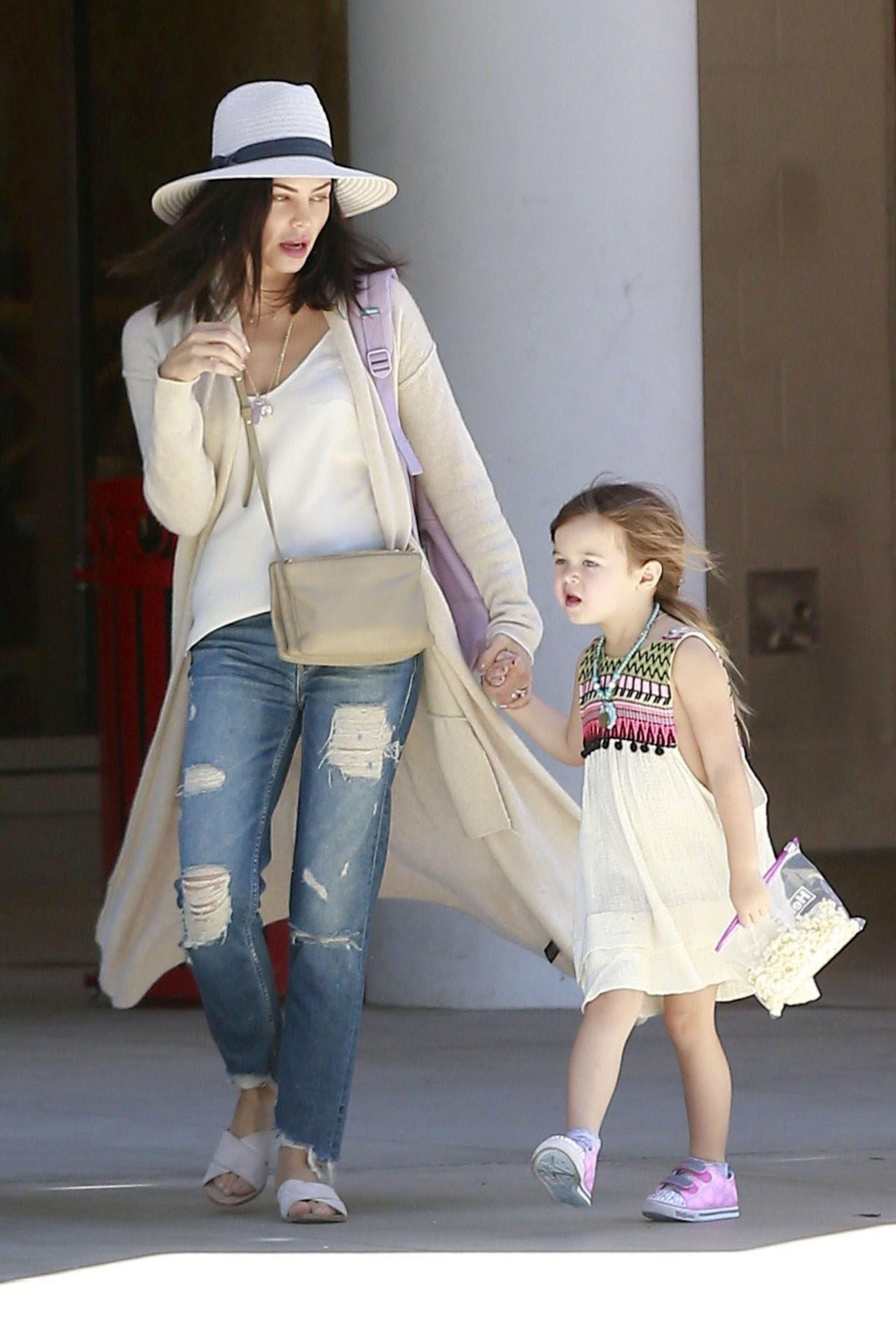 Jenna Dewan and daughter Everly have a mommy/daughter day in Santa Monica