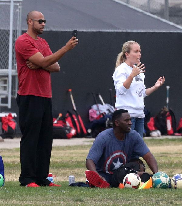 Hank baskett kendra wilkinson soccer game2