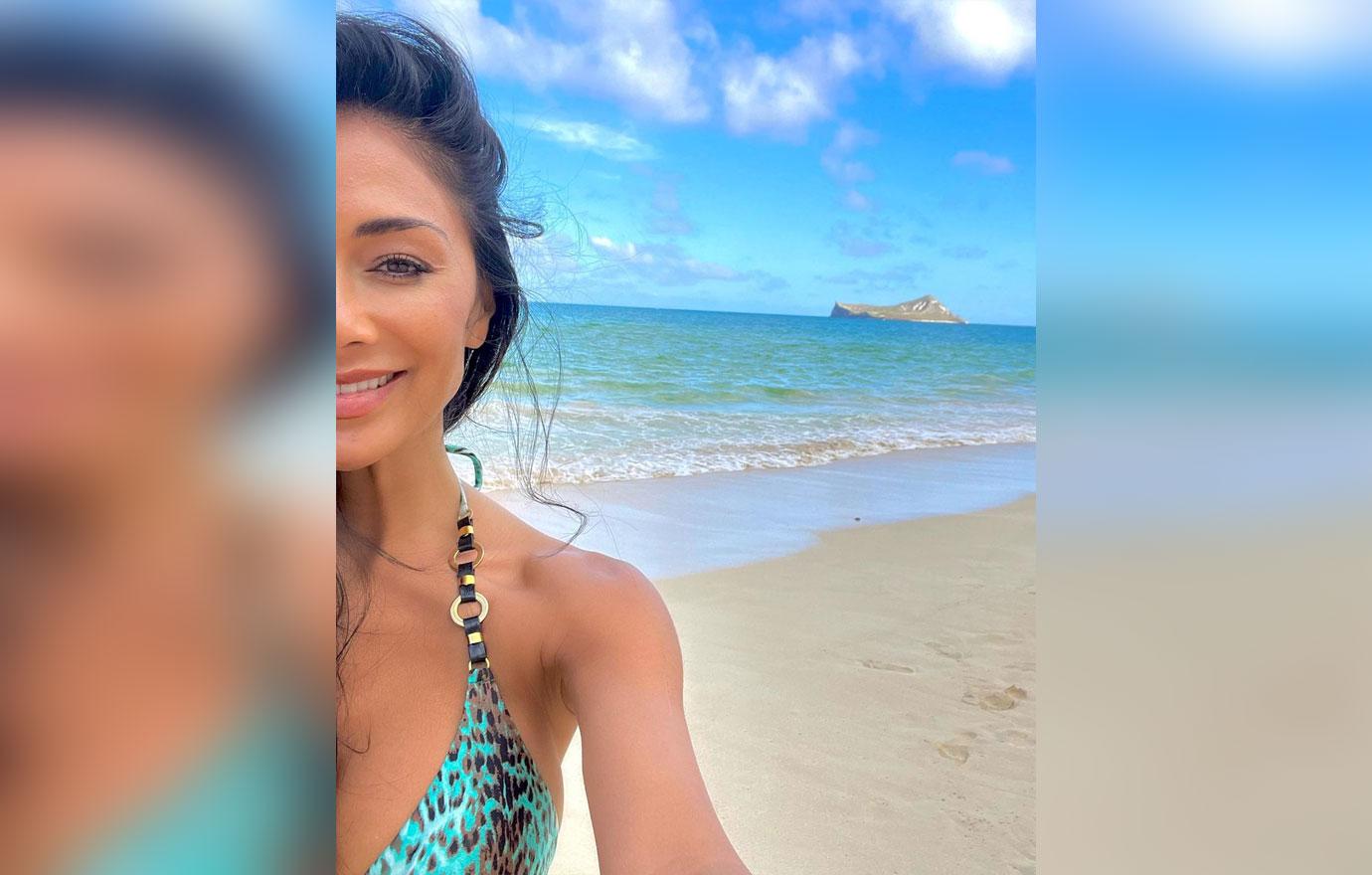 nicole scherzinger glows skimpy bikini getaway