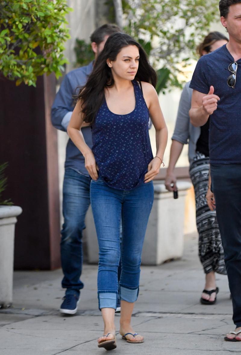 mila kunis pregnant baby two name reveal ashton kutcher