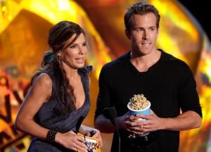 2010__05__Sandra_Bullock_May25news 300&#215;216.jpg