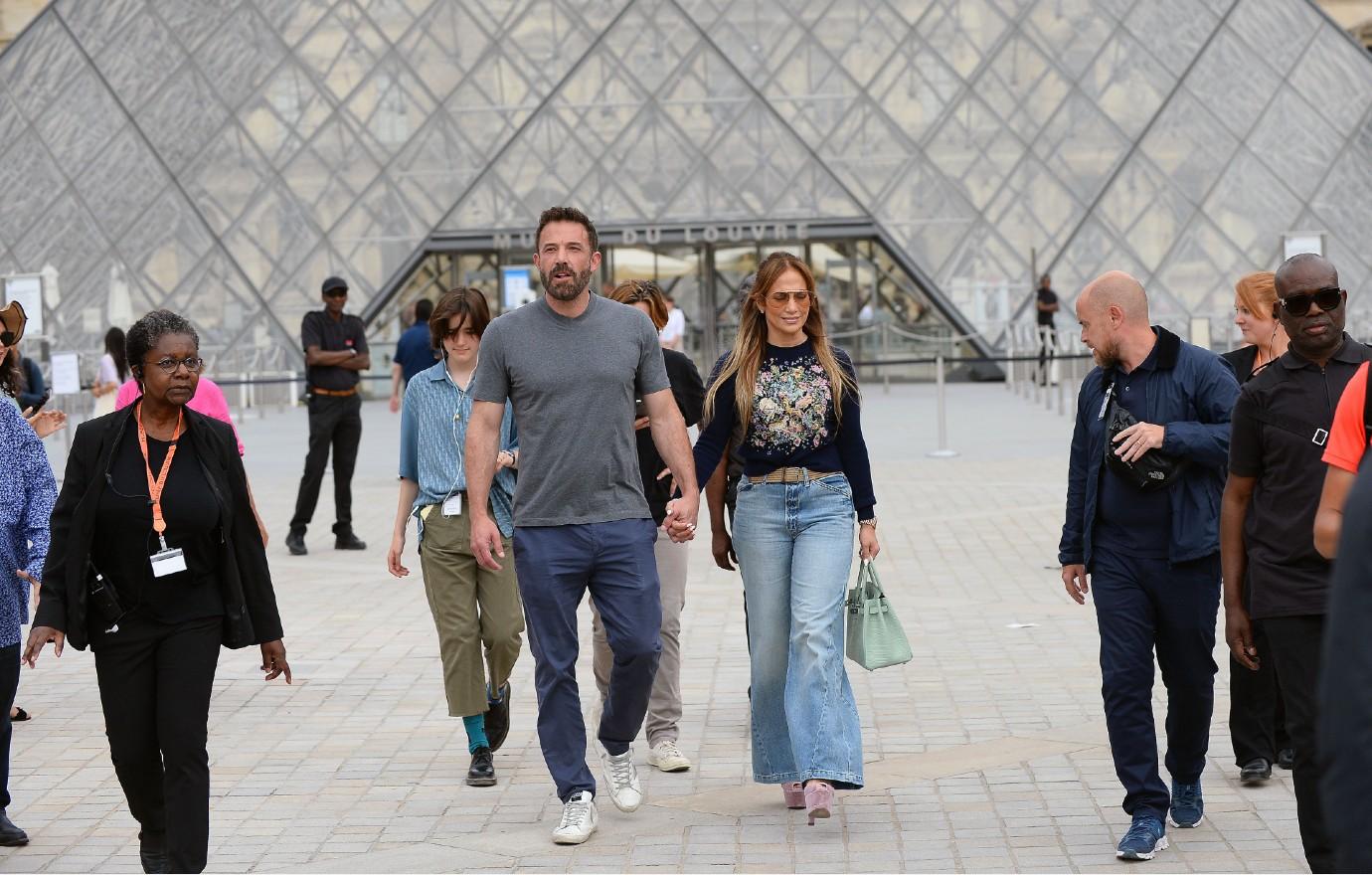 Jennifer Lopez & Emme Hold Hands In Paris: Photos