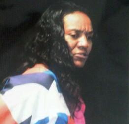 2011__04__Gloria_James_April8news_01 262×300.jpg