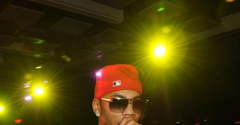 2009__07__88874860dt001_nelly_perform 500×800.jpg