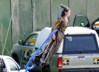 Angelina jolie flies june26 maleficent set.jpg