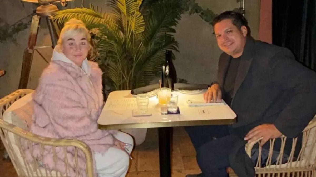 Photo of Amanda Bynes confirmed her relationship with Zachary Khan in September 2025. 