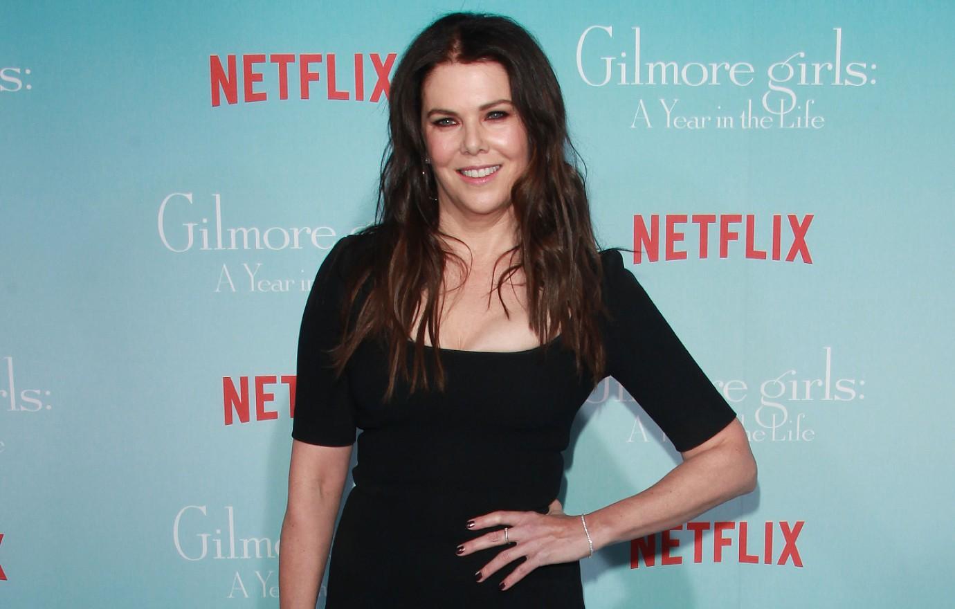 13 Juicy 'gilmore Girls' Secrets Lauren Graham Reveals In