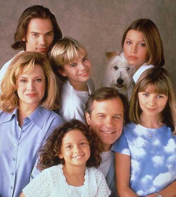 The 7th Heaven Cast Reunited! See The Amazing Camden Family Group Shot ...