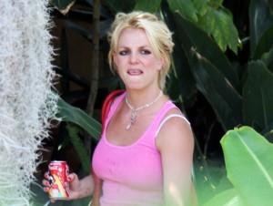 2010__07__Britney_Spears_July15_848 copy 300×226.jpg