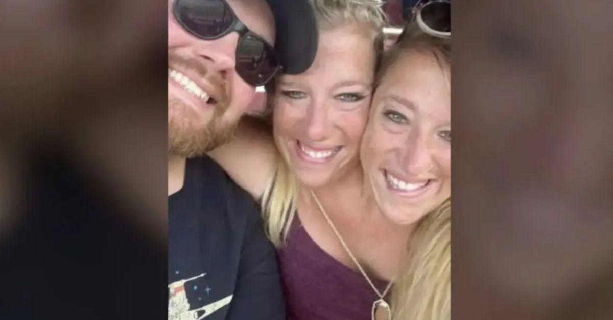 photo of Josh Bowling said he can 'guarantee' he and the Hensel twins do not run the TikTok account
