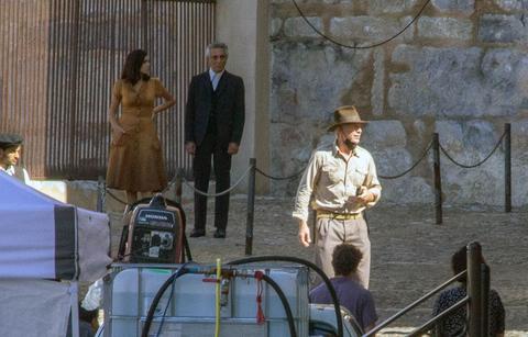 indiana jones crew member dies on location in morocco following lead actor harrison fords injury