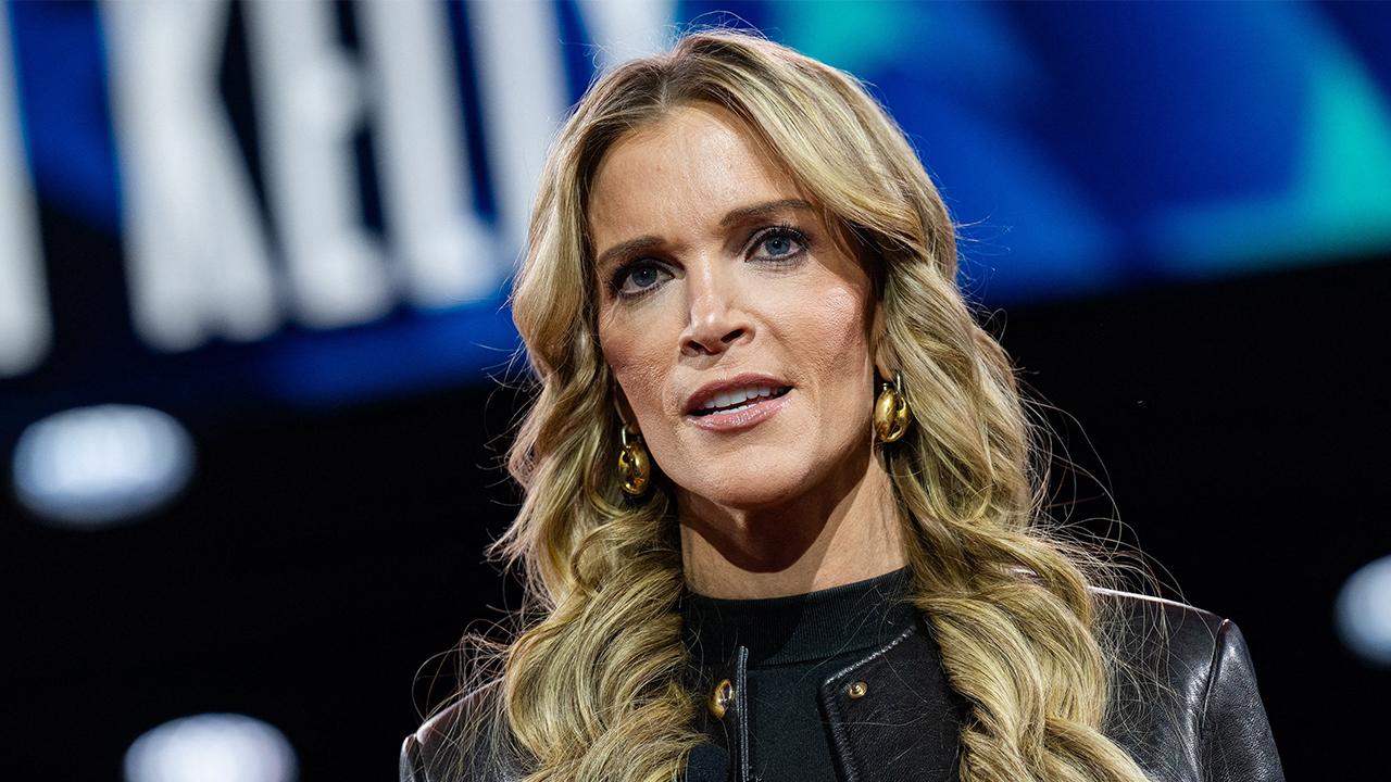Image of Megyn Kelly thinks Markle's latest career move is just a distraction from her family drama.